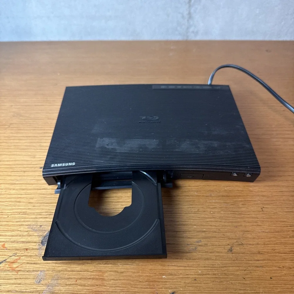 Samsung BD-J5700 Blu-ray DVD Player Wi-Fi Streaming HDMI No Remote Tested